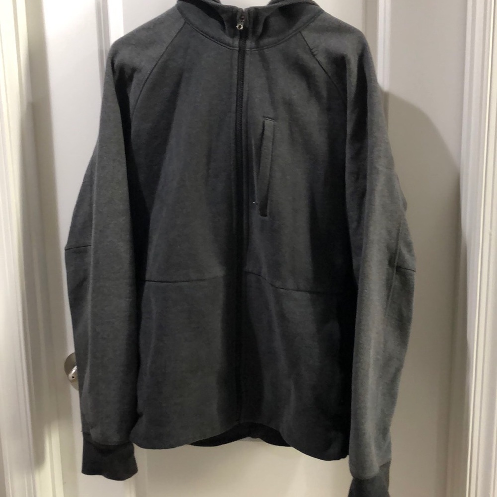 Men’s Lululemon Zip Up hoodie
